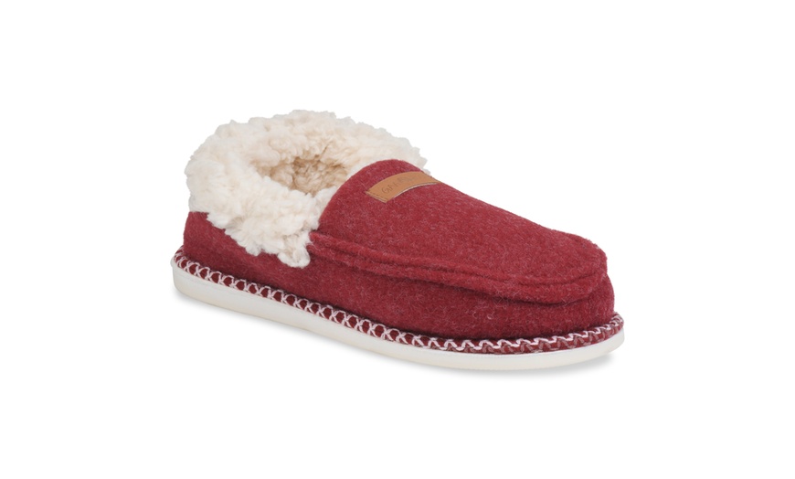 Up To 47% Off on Gaahuu Women's Faux Wool Mocc... | Groupon Goods