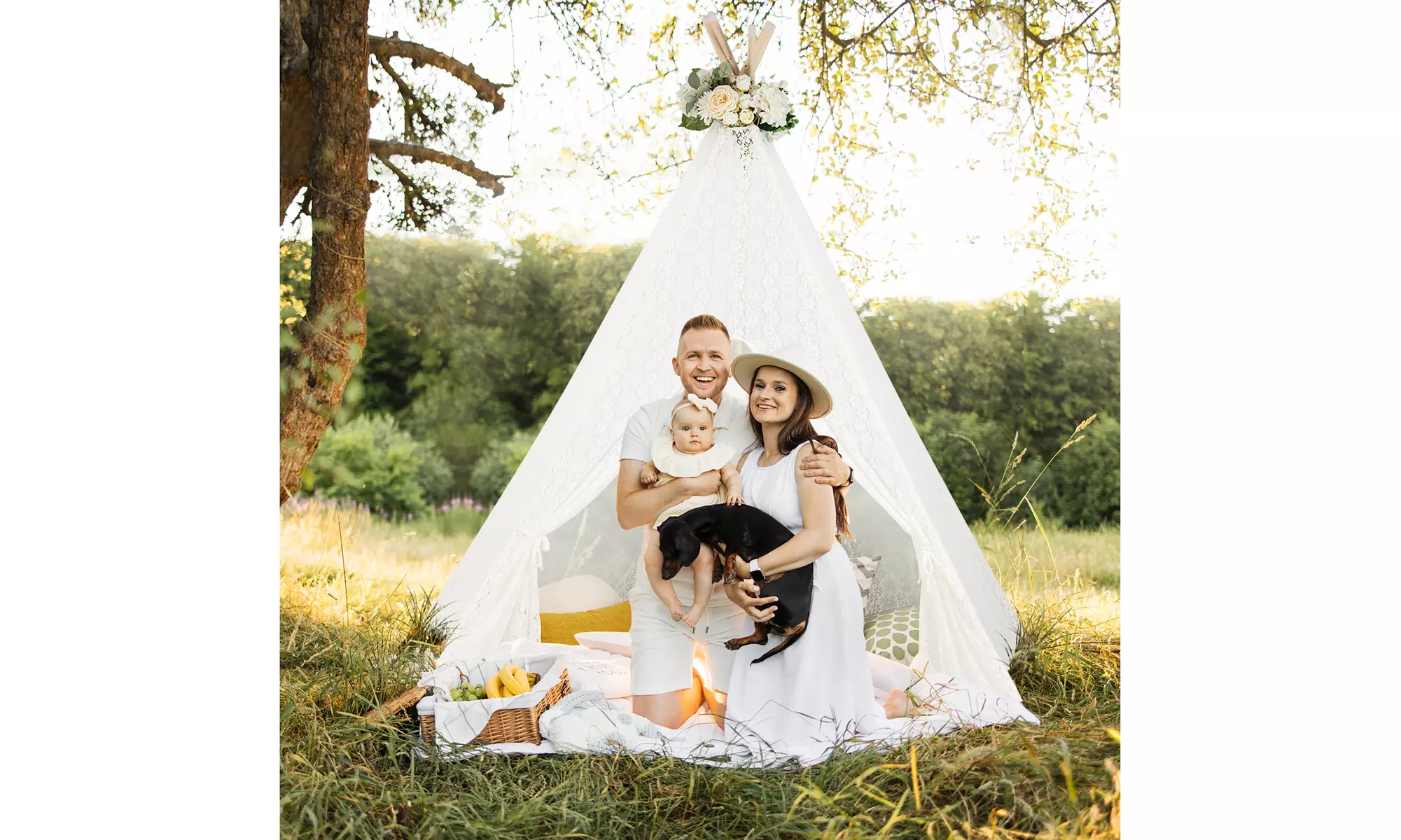 Costway 85'' Height 5 Sides Huge Lace Play Tent for Kids Adult Wedding w/ Light
