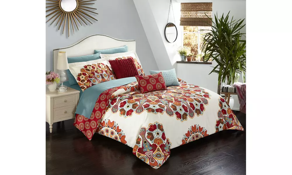 10 or 8 Piece Reversible Comforter Large Scale Paisley or 4 Piece Duvet/Quilt - Primary Image