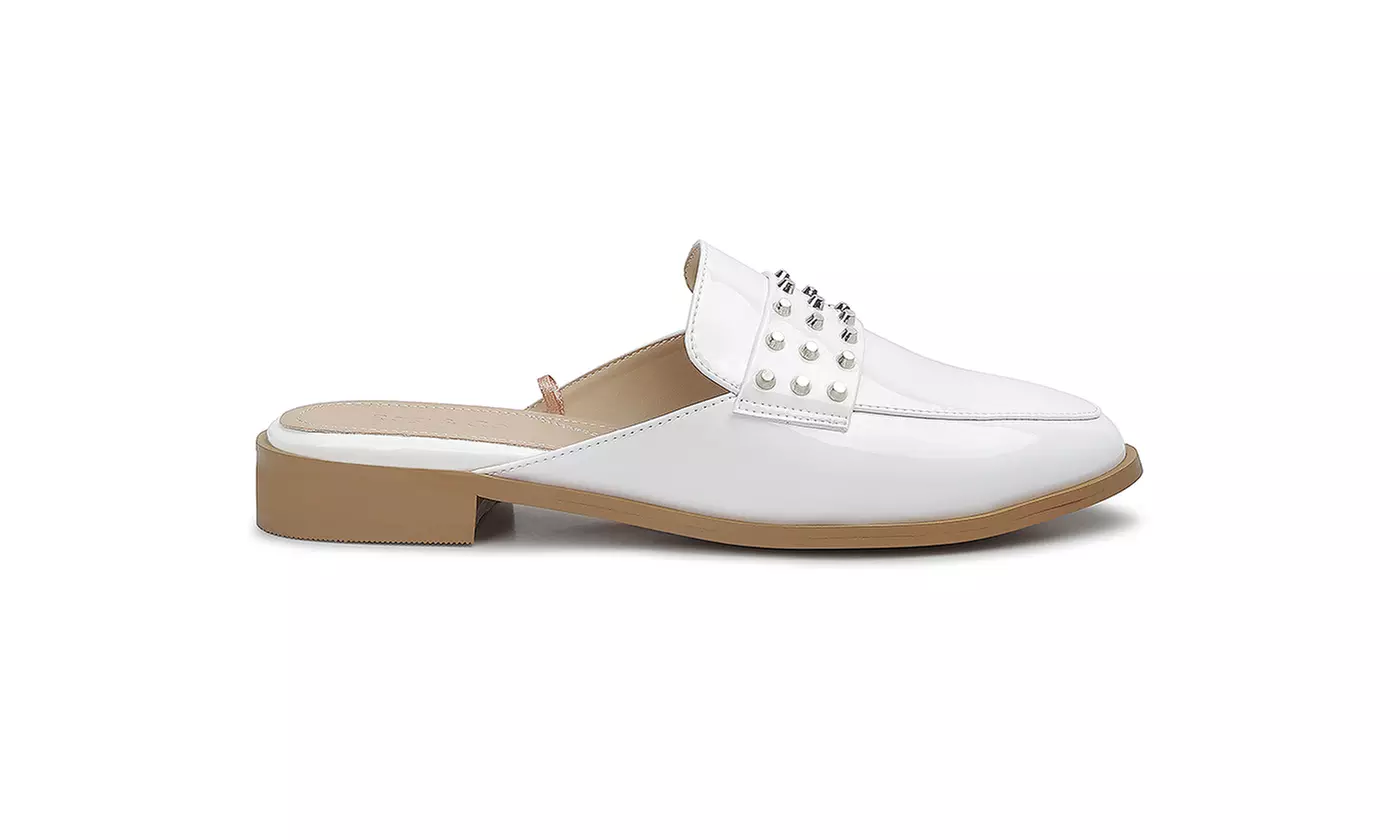Richelli Metallic Sling Detail Loafers In White & Red