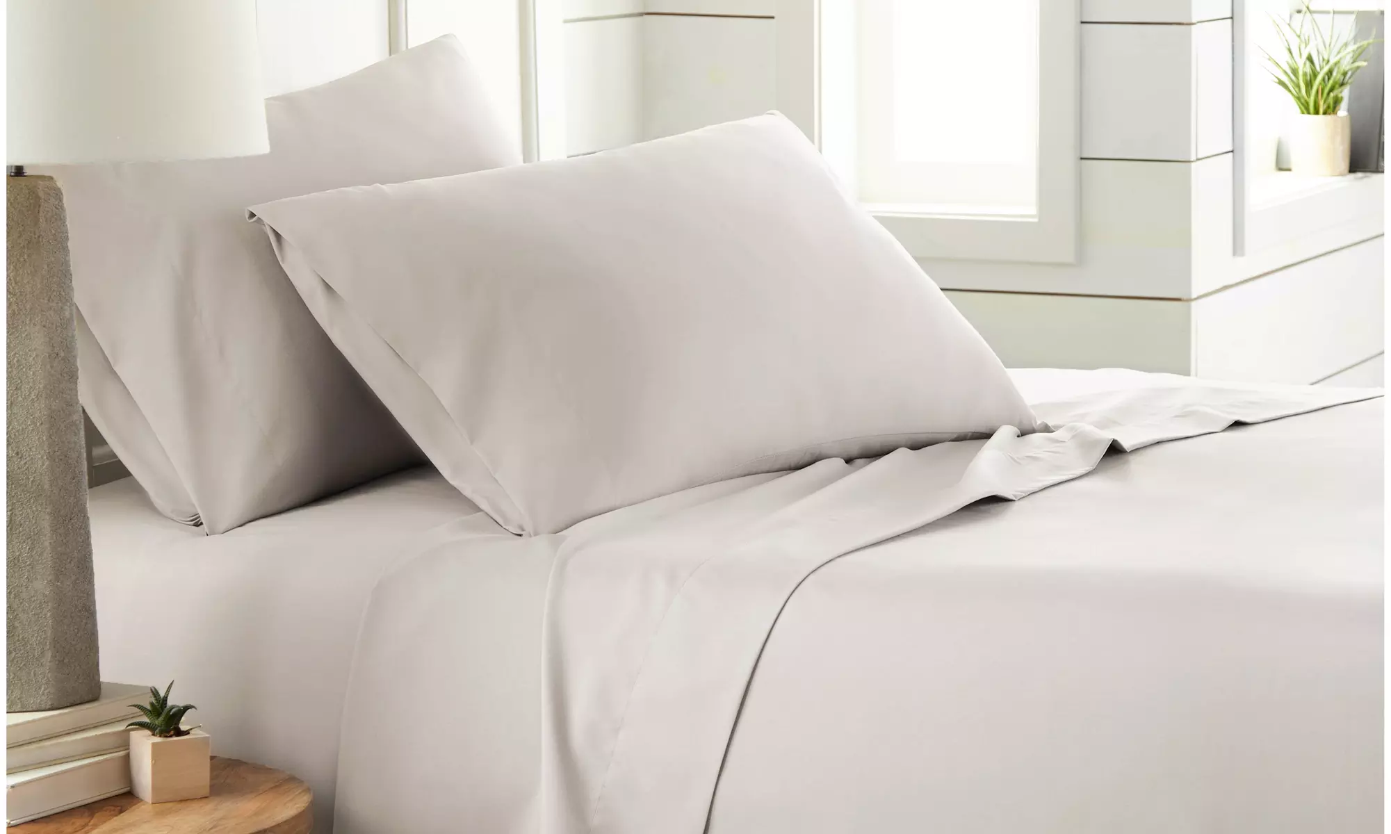 Southshore Linens Ultra-Soft Sheet Set (4pc) - Primary Image