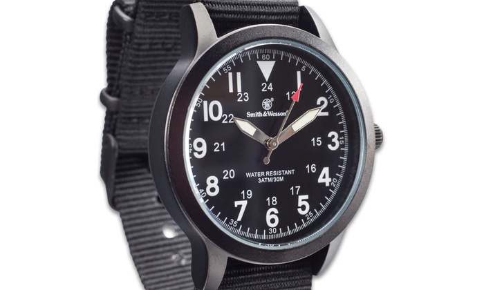 smith & wesson men's nato field watch