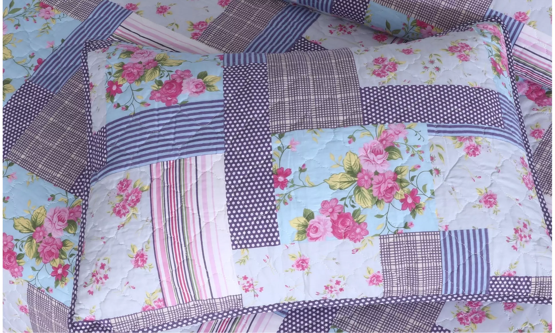 3 Piece Quilt Set Lightweight Bedspread with 2 Matching Pillow Shams Bedding Set