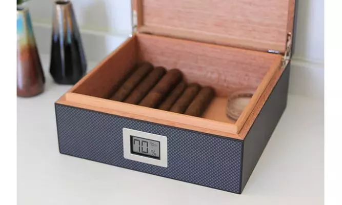 Carbon Fiber Cedar Humidor with Front Digital Hygrometer (Holds 25-50) - Second Medium