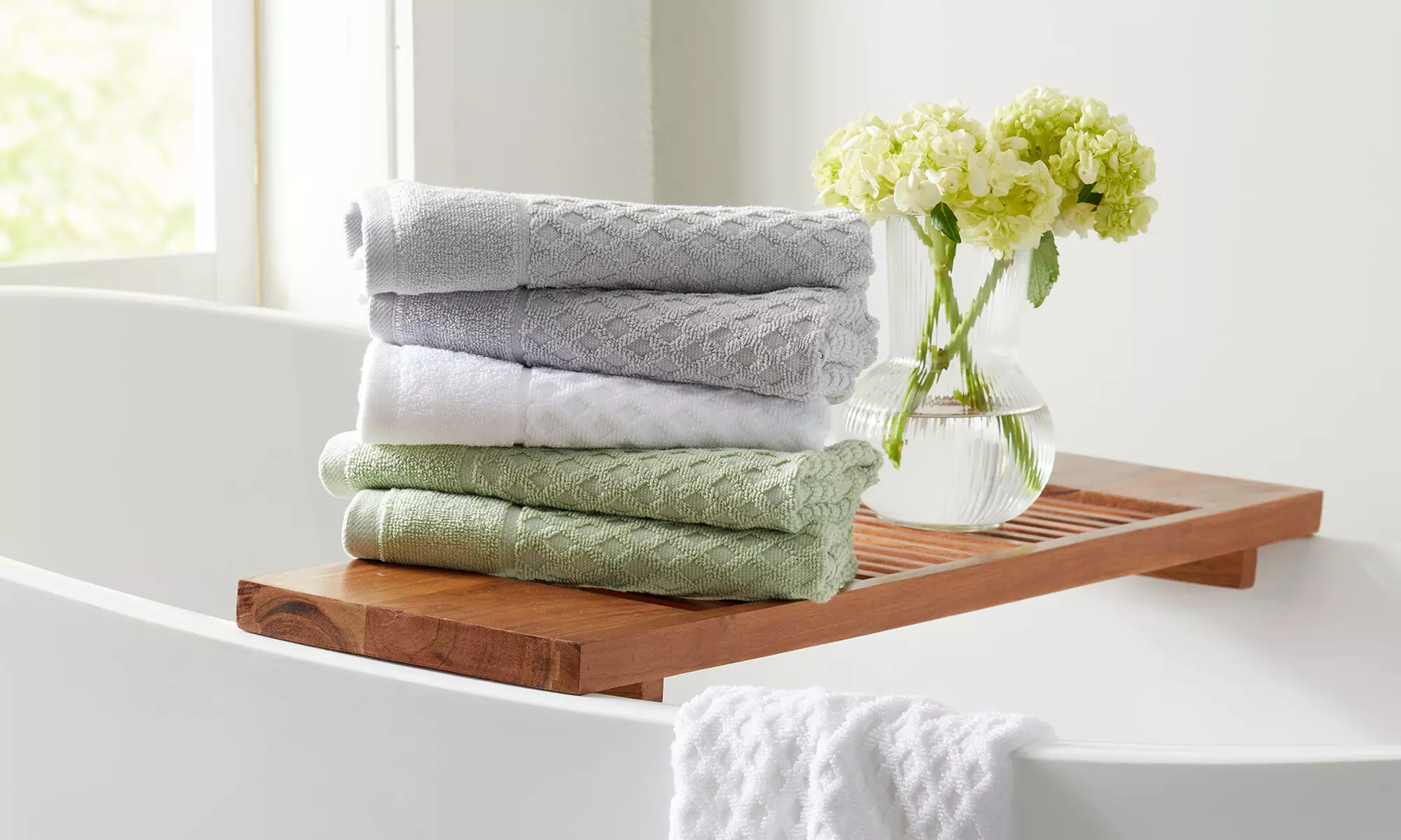 Ultra-Soft 100% Cotton Diamond Waffle Bath Towels