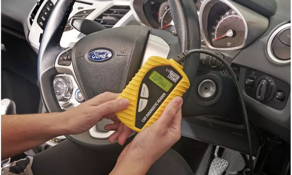 Car Diagnostic Tool ODBII Fault Code Reader Scanner - Primary Image