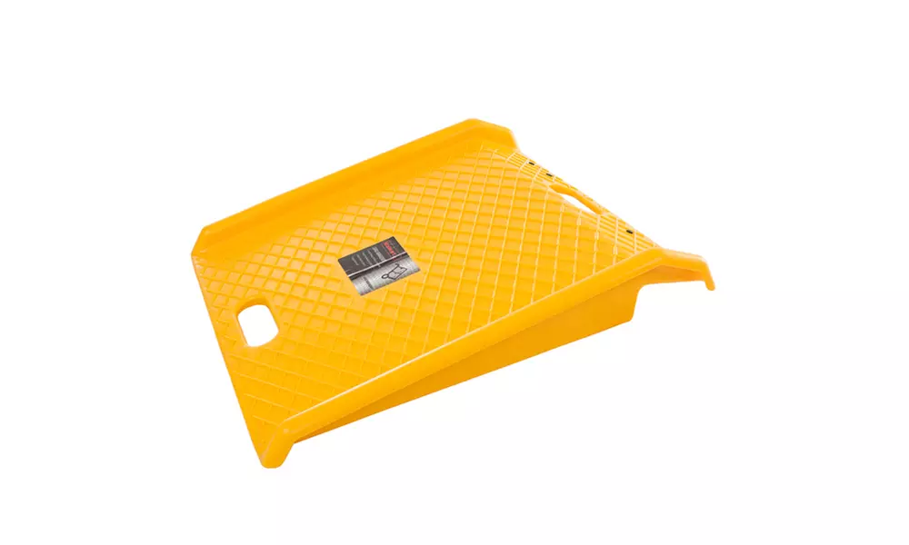 Curb Ramp, Heavy Duty Portable Poly Ramp w/ 1000 Lbs Weight Capacity by Stalwart - Primary Image