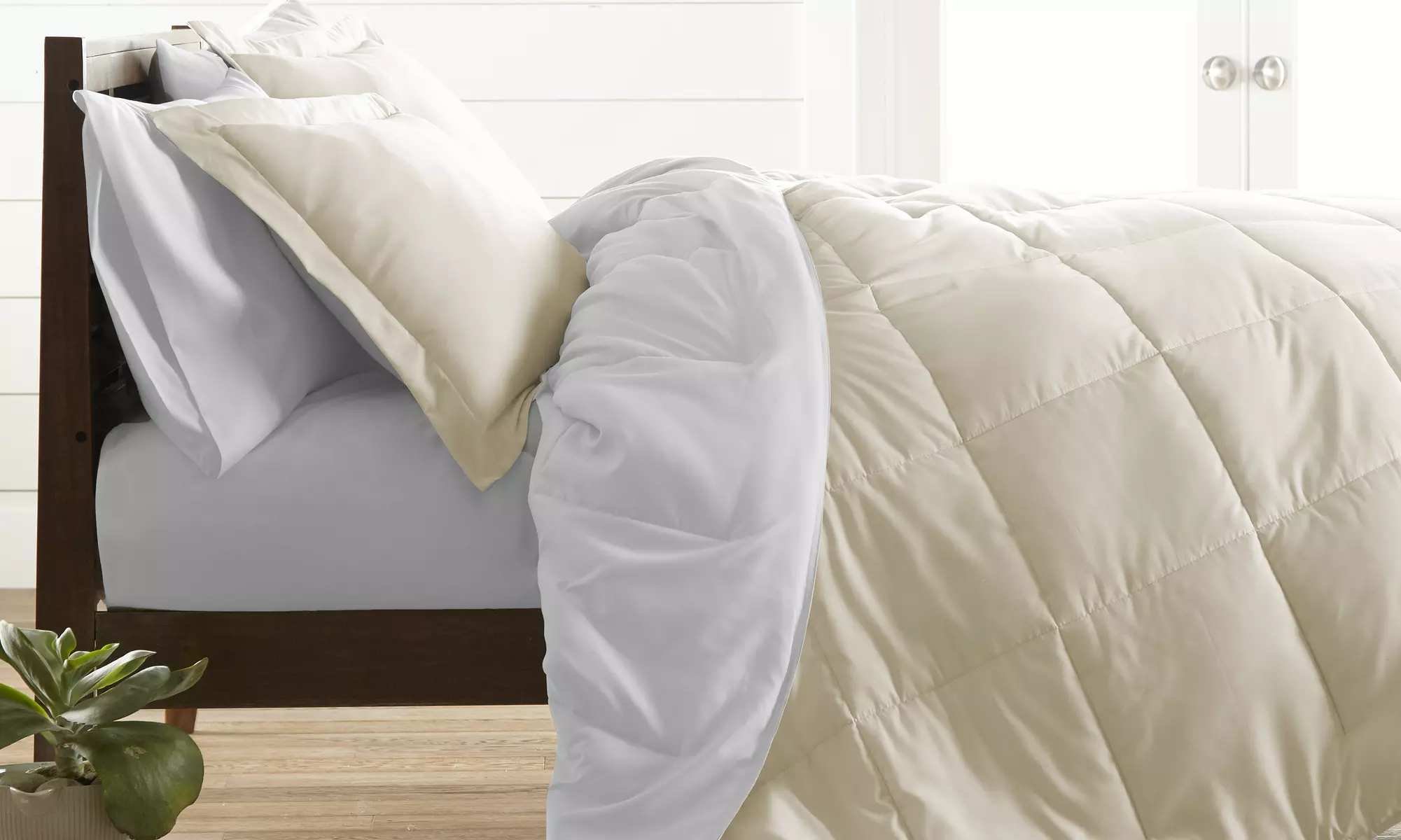 Feathered Nest Lightweight Down Alternative Reversible Comforter - Second Medium
