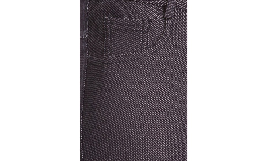 Image 32: Women's Stretchy 5 Pocket Classic Bermuda Shorts