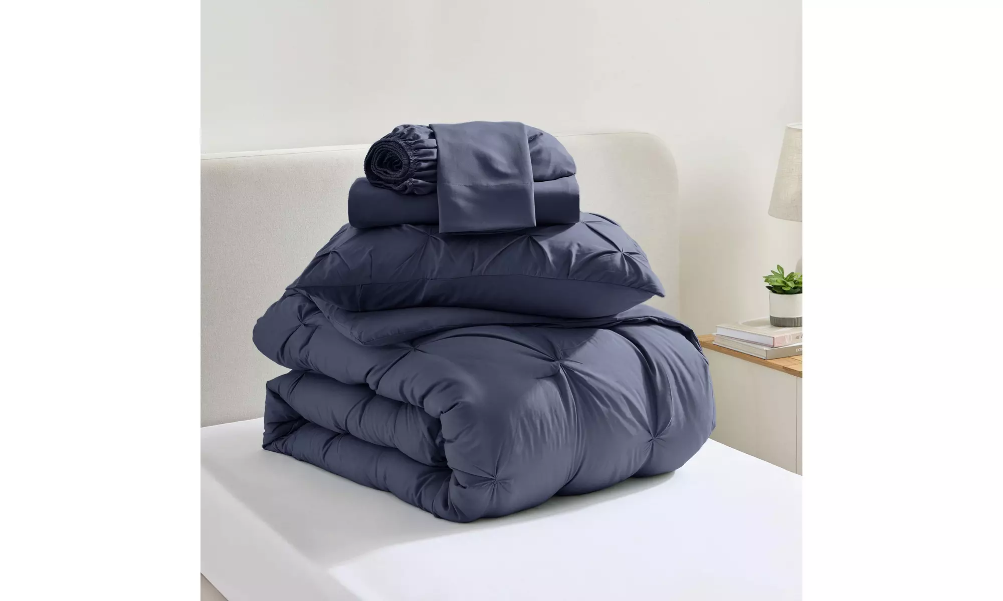 Nestl 5-7Pc Pinch Pleat  Bed in a Bag Set
