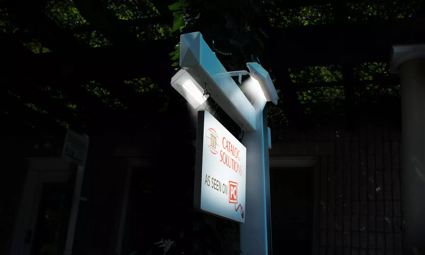 Dual Solar Sign Post Light Set (1-, 2-, and 4-Pack) - Primary Image