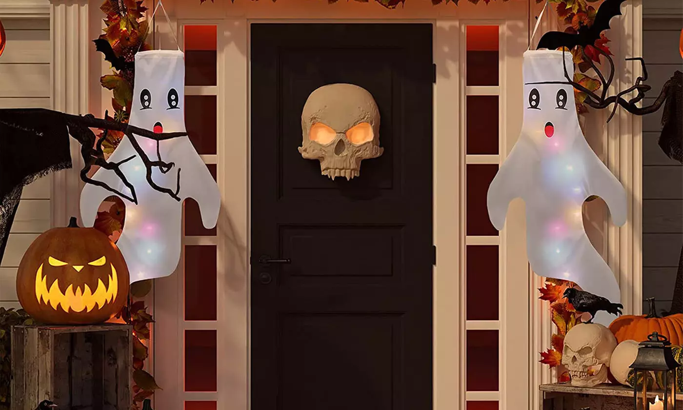 2Pcs Halloween LED Glowing Flying Ghosts, Cute Hanging Ghosts Indoor & Outdoor