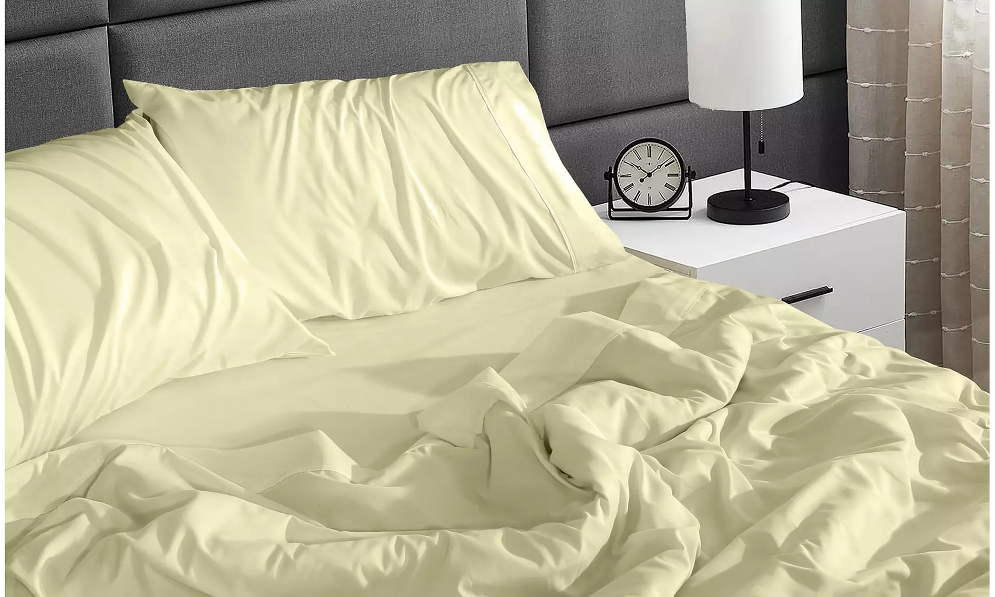 Ruvanti 1800 Series 4 Piece Microfiber Bed Sheet Set Soft Deep Pocket Sheet