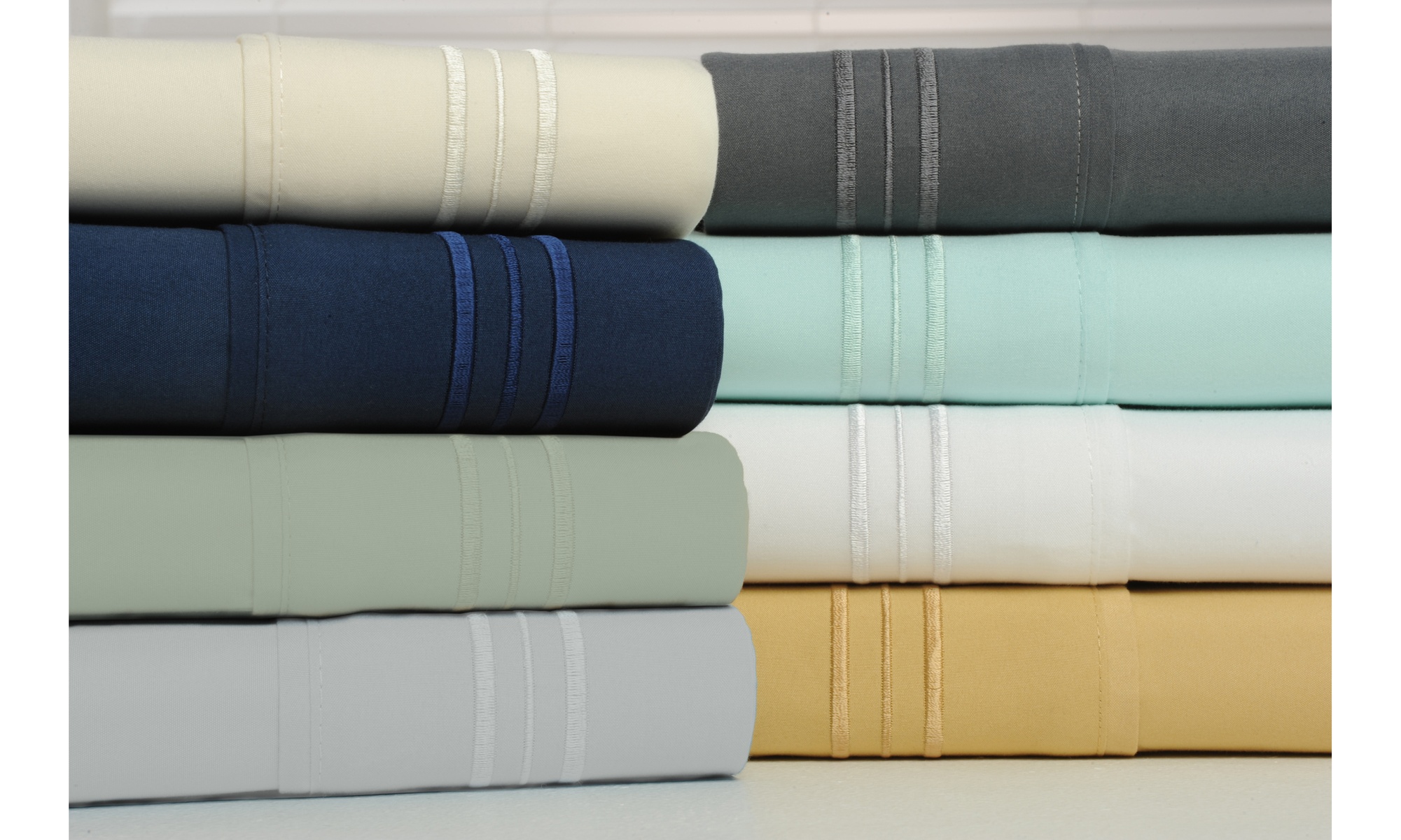 Bamboo 1800 Thread Count 3 Line, Lace or Solid Deep Pocket Sheet Set