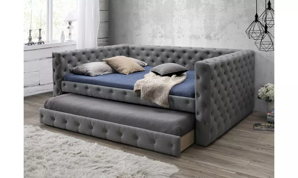 Janie Fabric Daybed with Twin-Size Trundle - Primary Image