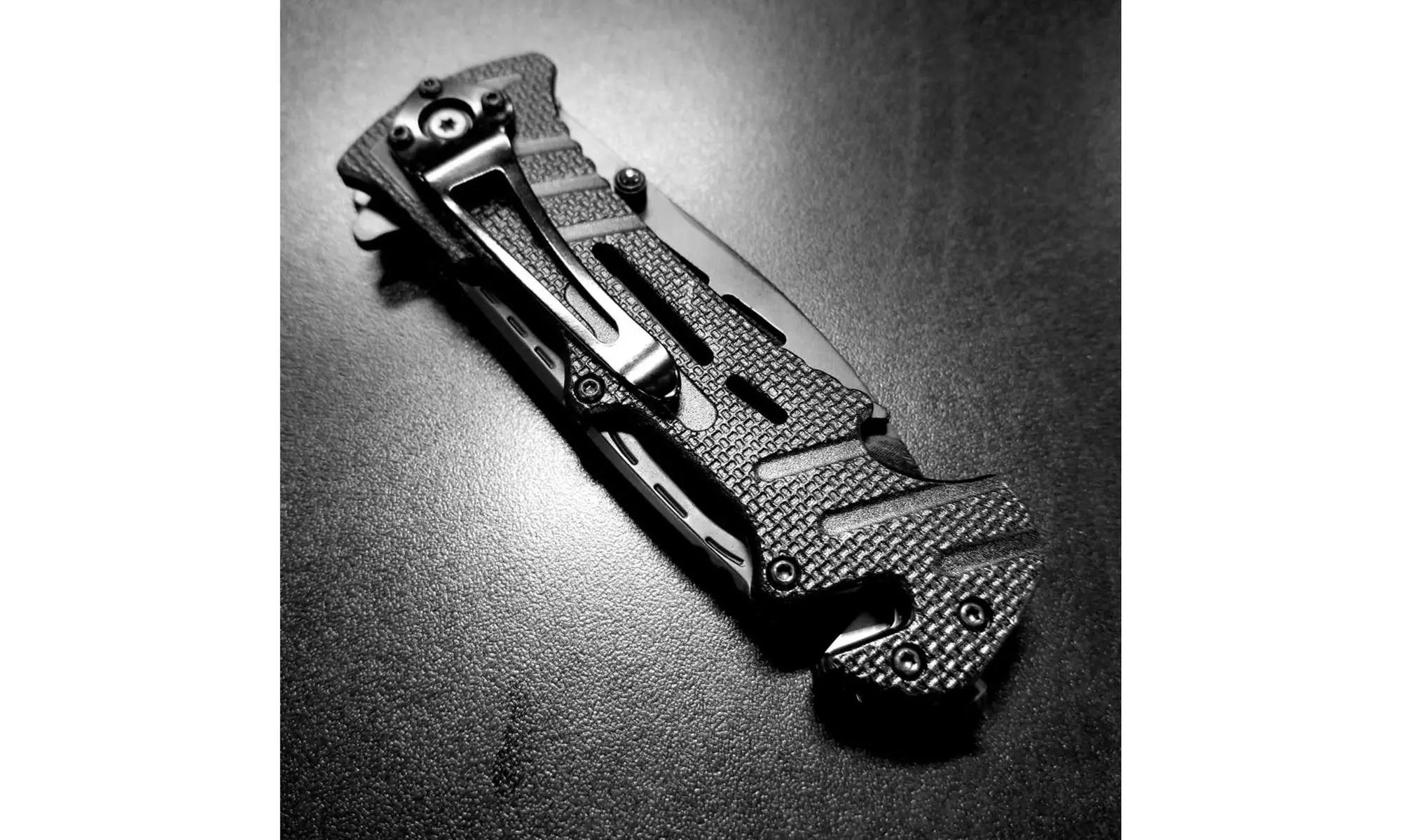 Spring Assisted Pocket Knife - Second Medium