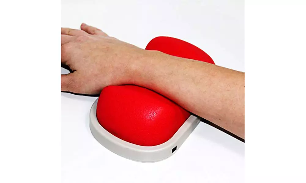 7 in 1 Portable Massager for Stiff Neck Tired Calves/Thighs & Tender Wrists