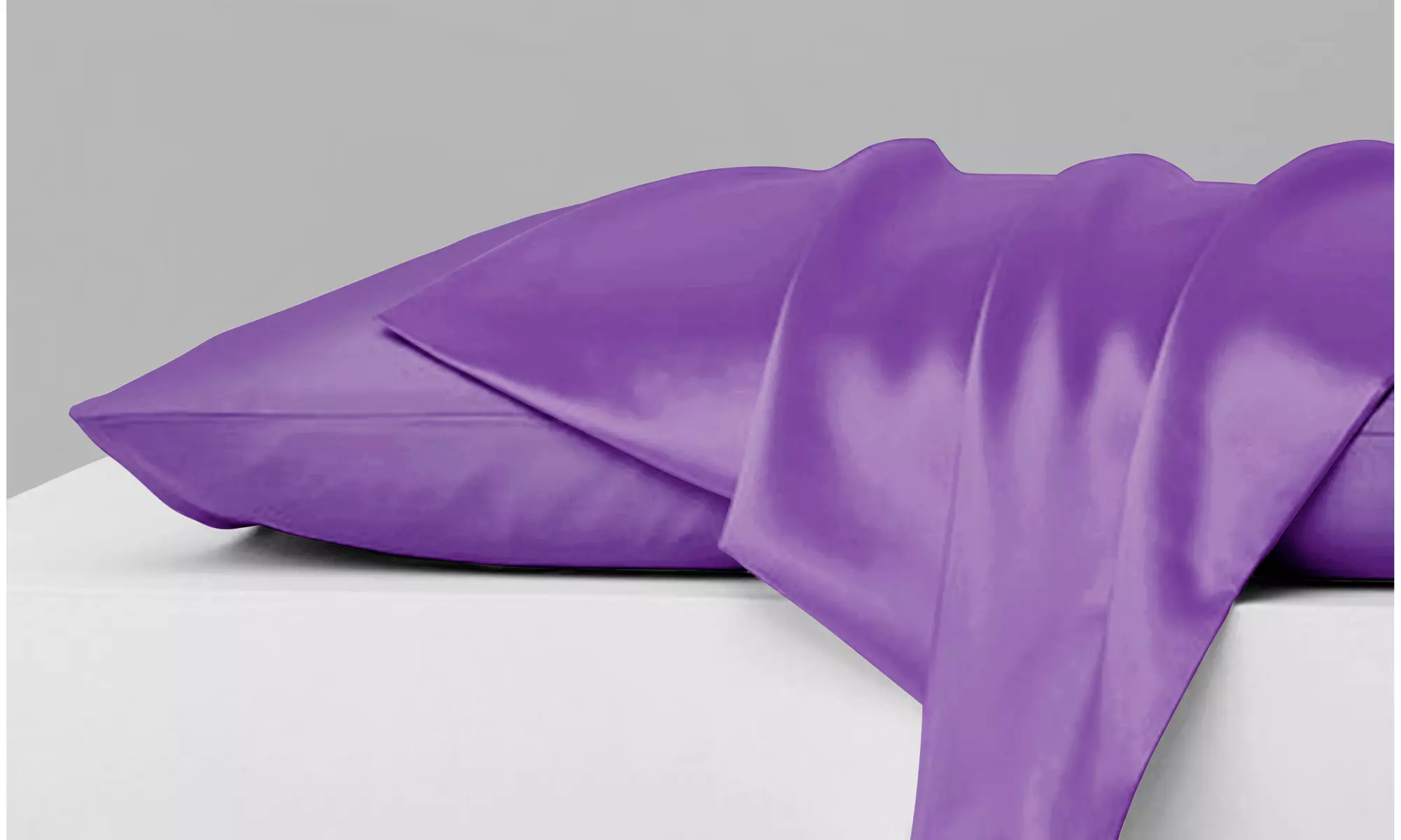 Luxurious Satin Anti-Acne Facial and Hair Care Pillowcase (1- or 2-Piece)