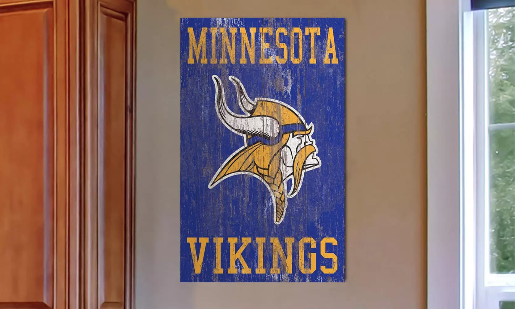 Fan Creations NFL Heritage Distressed 19" x 11" Logo Sign - Primary Image