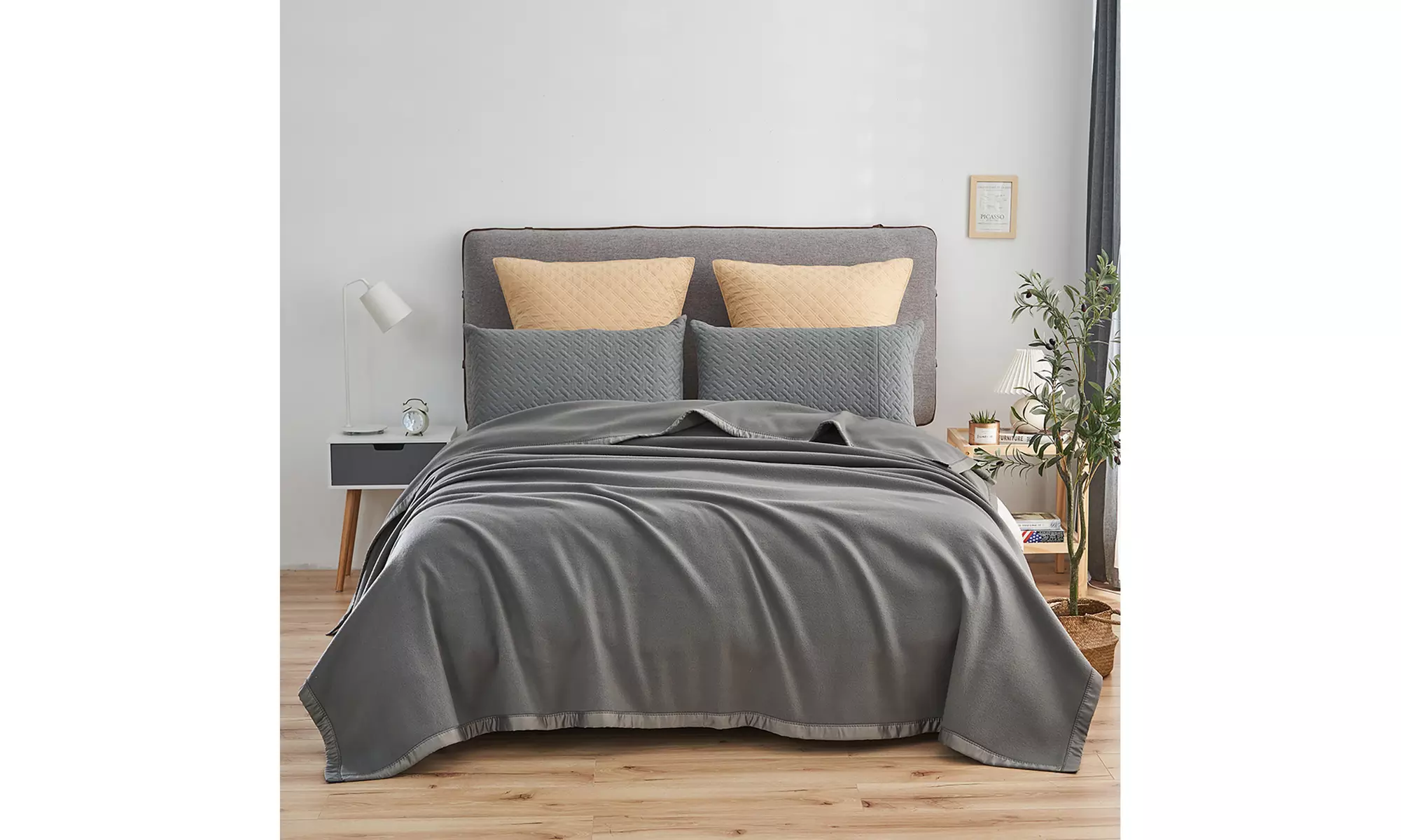 Lightweight Cozy Soft Satin Fleece Blanket,Throw,Twin,Queen,King Size - Primary Image