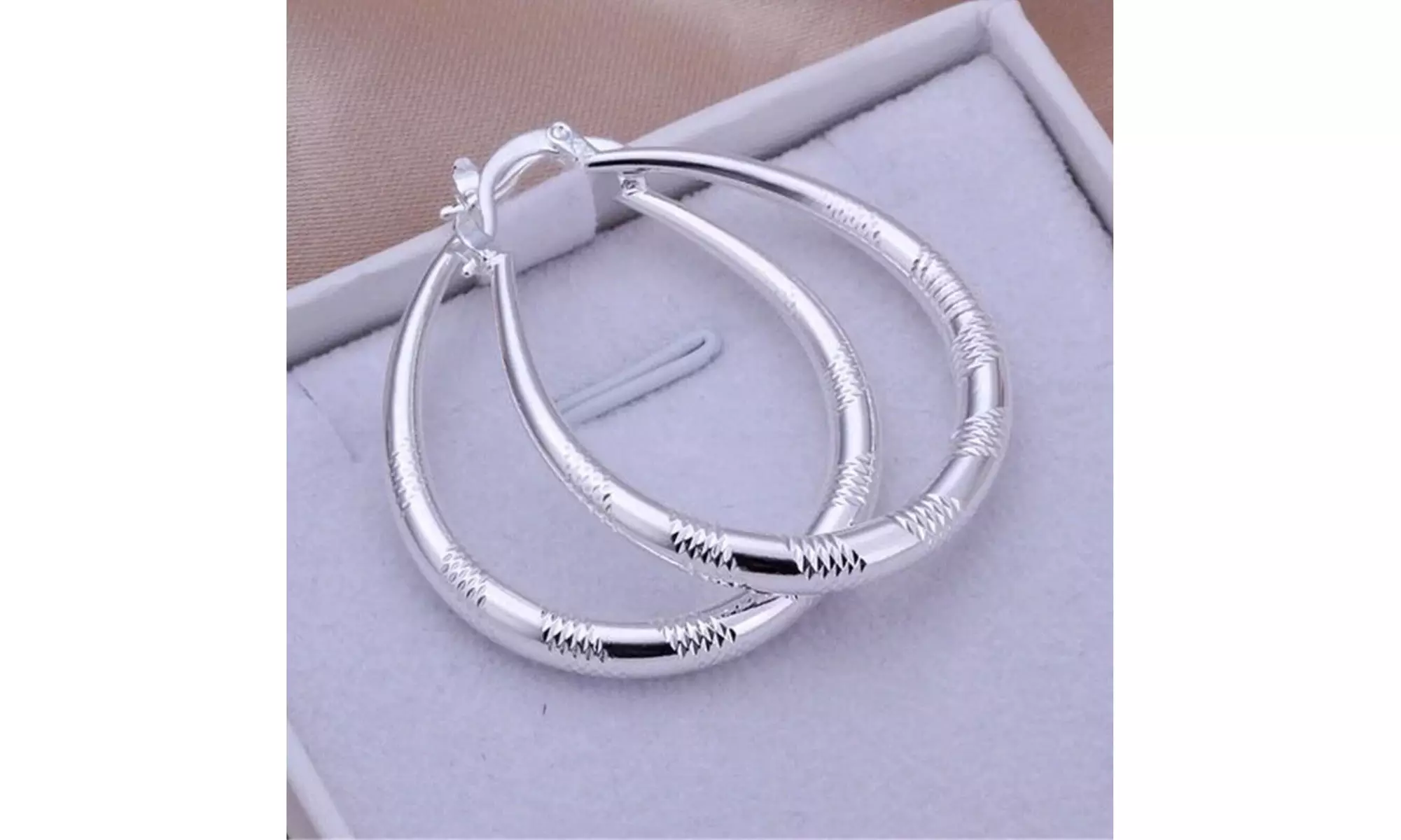 925 Sterling Silver Engraved Oval Hoop Earrings