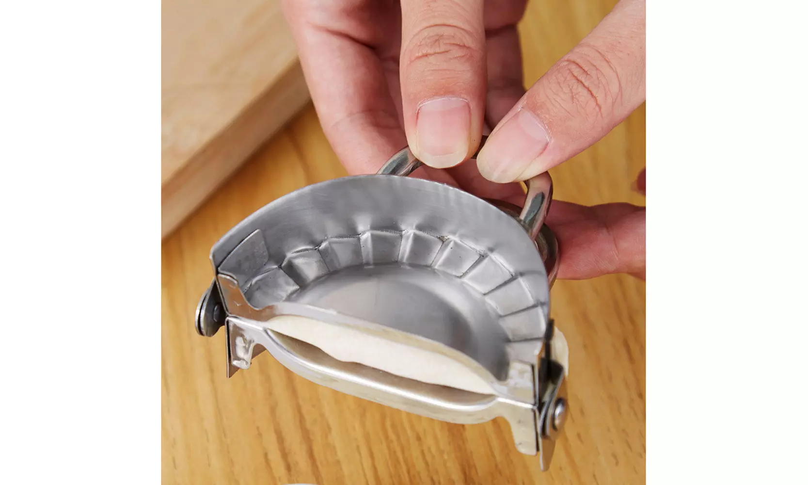 Eco-Friendly Pastry Tools Stainless Steel Dumpling Maker Wraper Dough Cutter - Second Medium