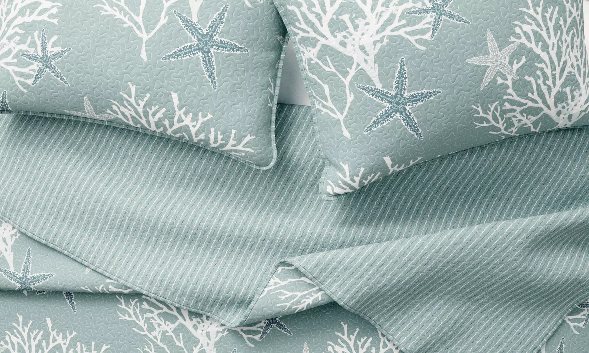 FreshFolds Reversible Coastal Themed Quilt Set (2- or 3-Piece) Seaside Escape