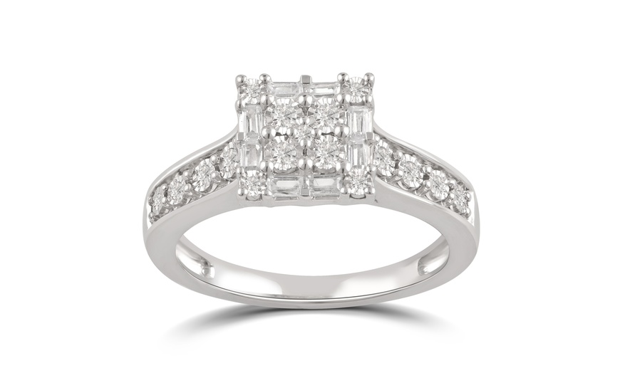 DiamondMuse 1/3 CTTW Round and Baguette Diamond Wedding Ring in