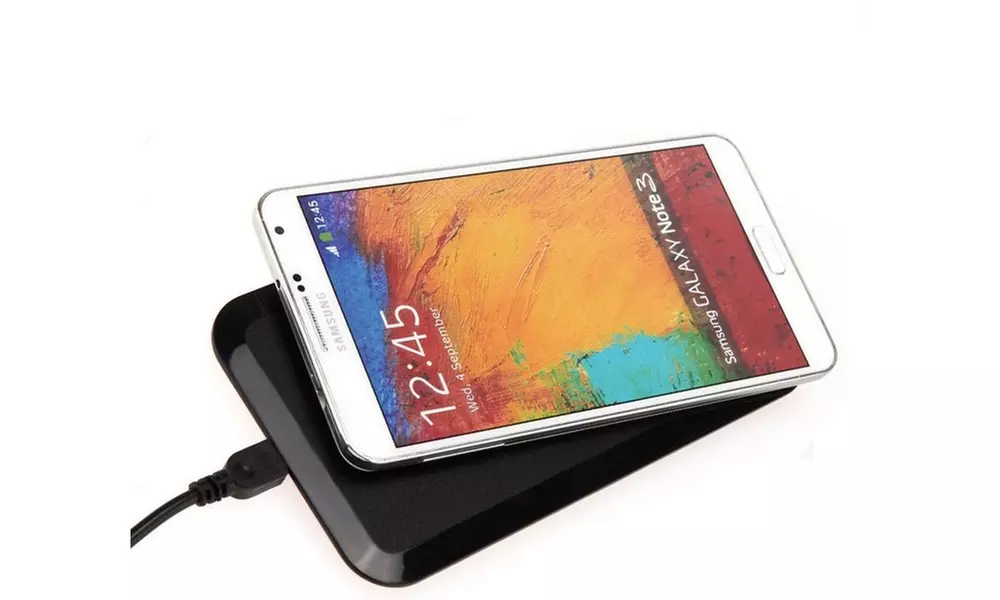 Qi Universally Compatible Charging Mat for iPhone and Android - Primary Image