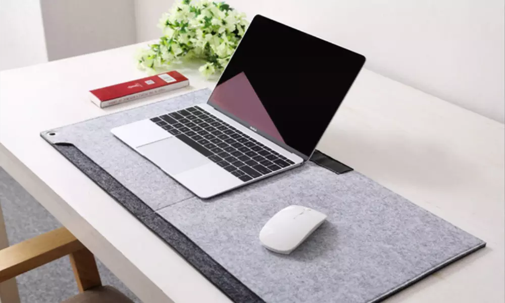 Large Soft Felt Desktop Mouse Pad With Pen Holder And Storage Pocket - Primary Image