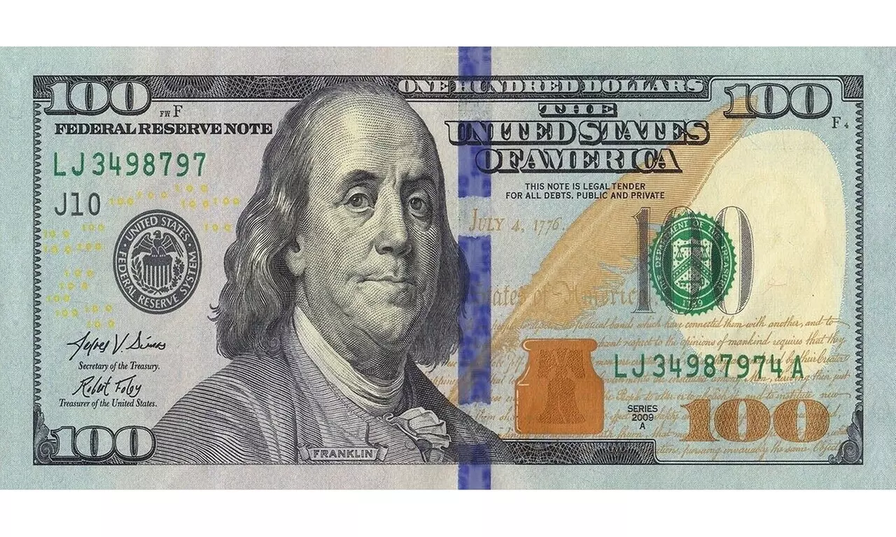 100 Dollar Bill Towel Benjamin Franklin Velour Beach Pool Souvenir Money 30x60" - Primary Image