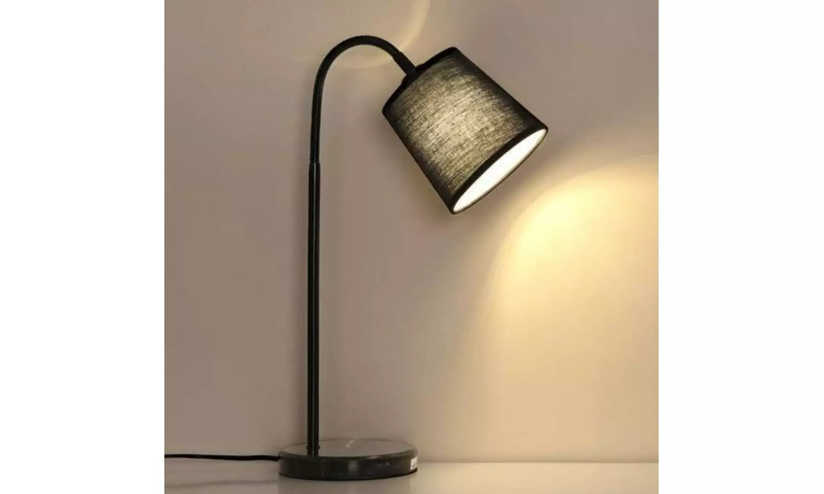 Creative table lamp Modern Bedside Light Fixtures for Bedroom Living Room