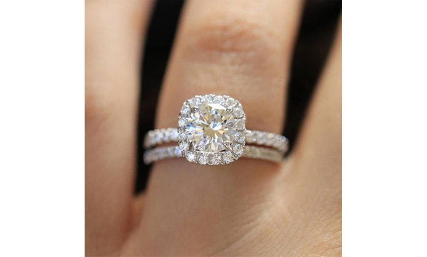 Image 1: Women's Engagement Ring Fashion Rhinestone Gold-Plated Ring Set