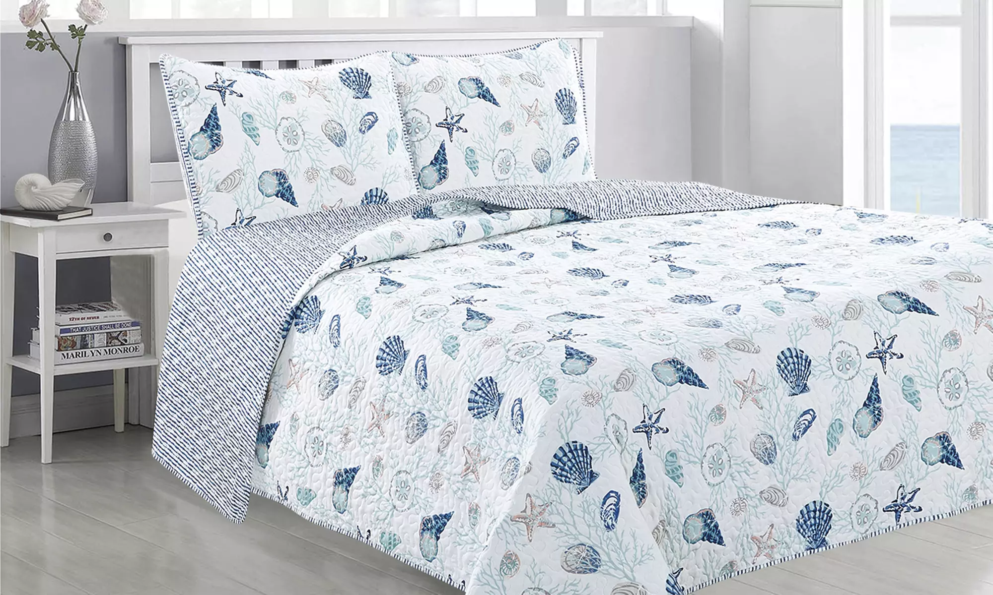 Seashell Coastal Quilt Set Bedspread (2- or 3-Piece) - Primary Image