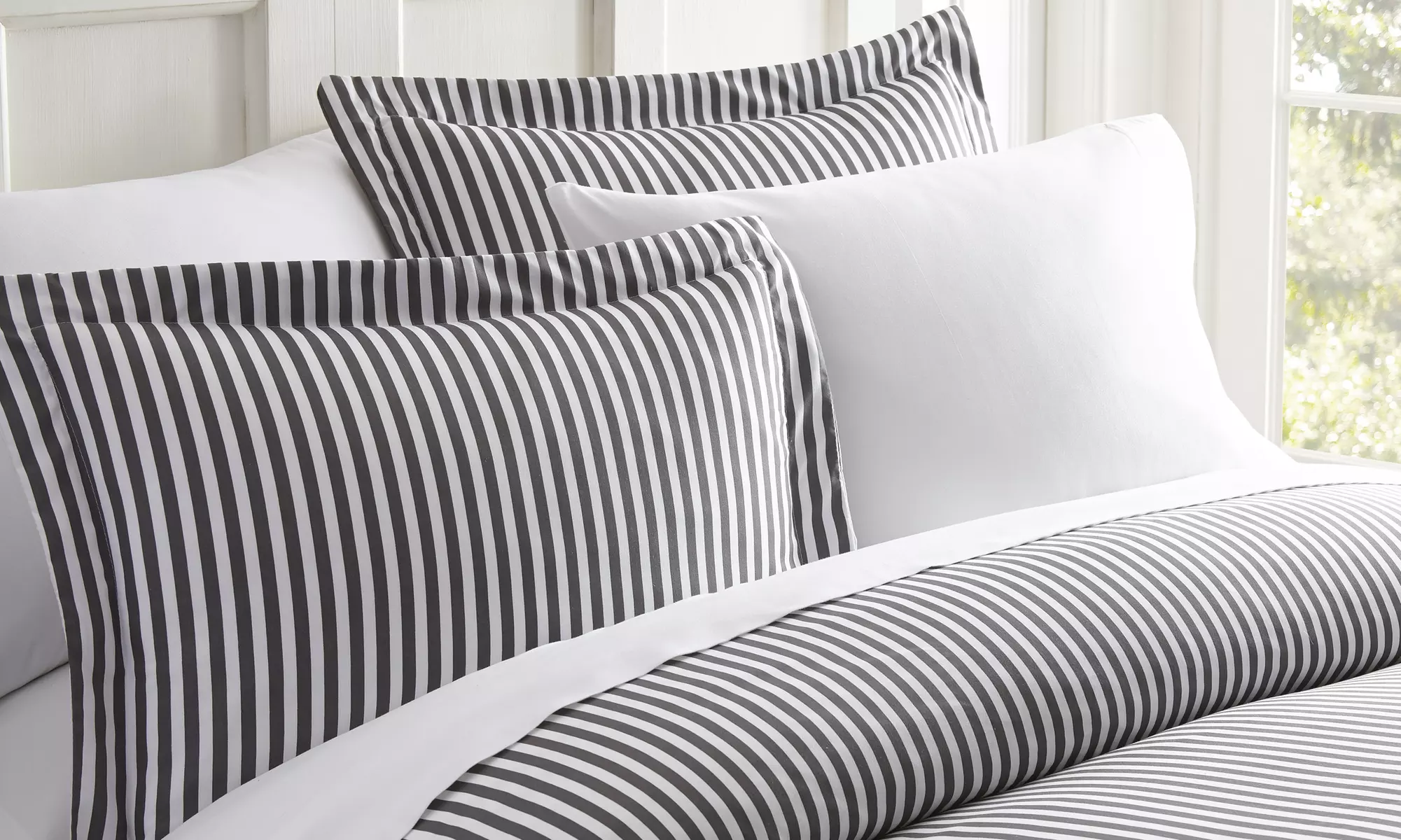 Merit Linens Premium 3 Piece Pattern Duvet Cover Set 
