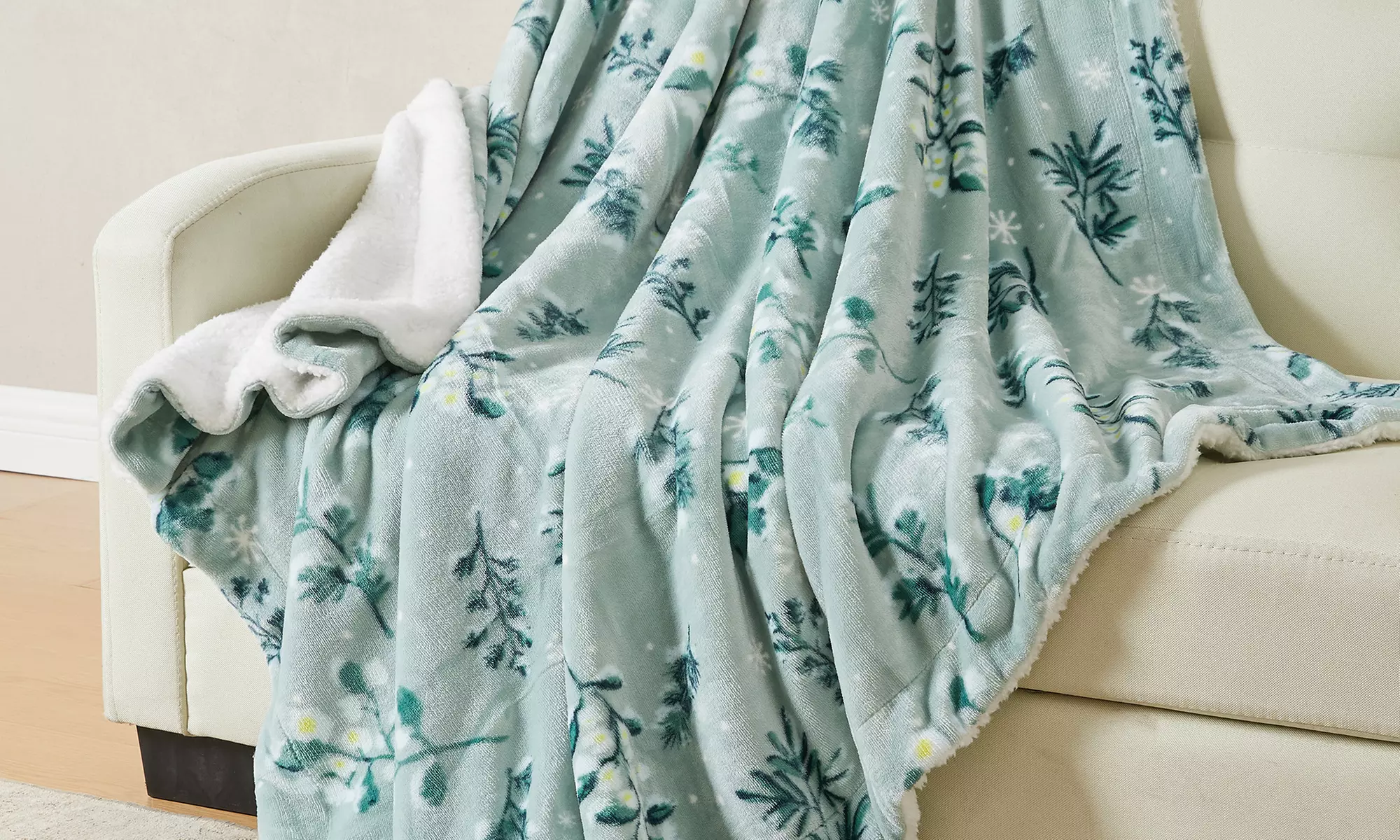 Cozy Plush Velvet & Sherpa Reversible Throw Blanket
