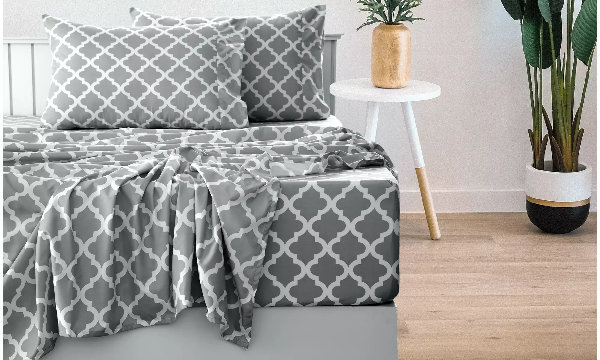 Quatrefoil 1800 Egyptian Quality Hypoallergenic Microfiber Sheet Set - Lux Decor