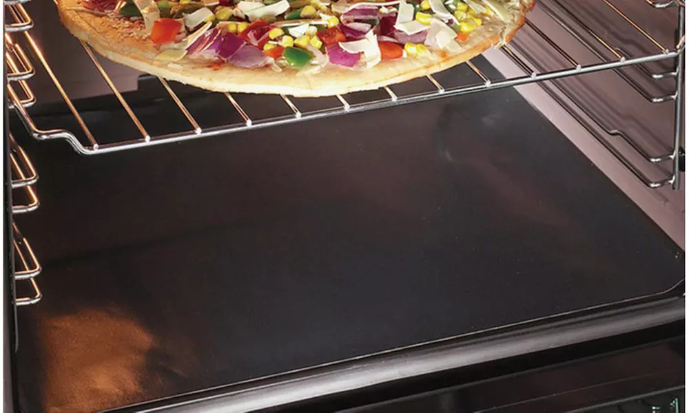 Heavy Duty, Non-stick 26" x 16.25"  Oven Liner  - Primary Image