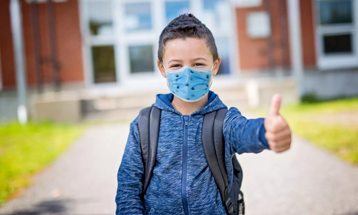 Kids 3-Ply Disposable Protective Face Masks for Boys & Girls (50-Pack)