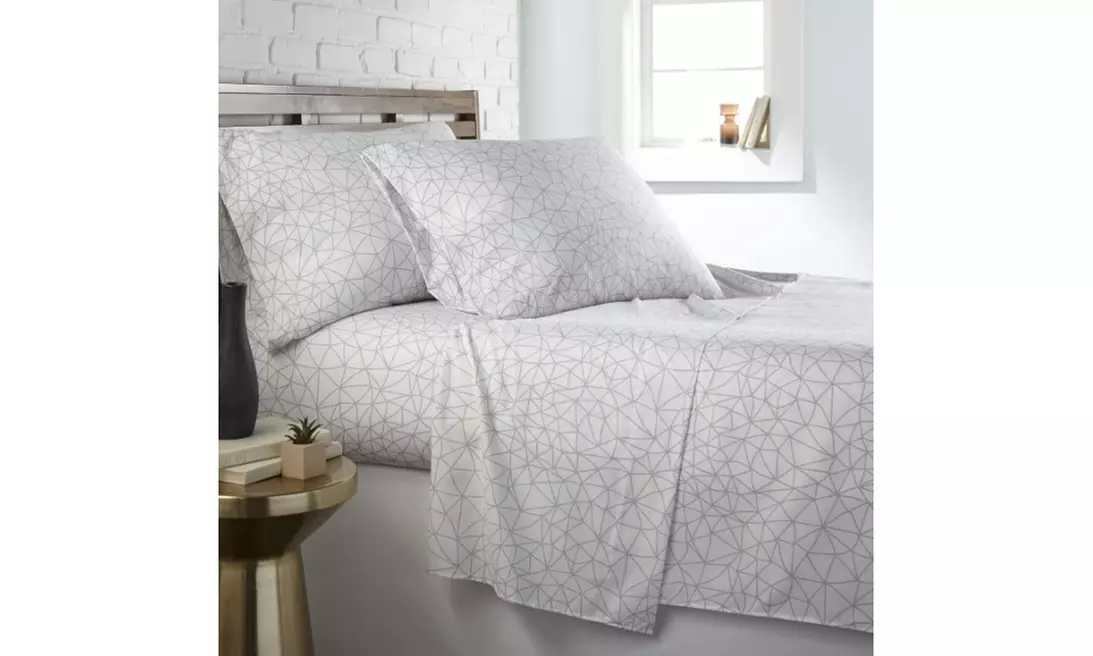 Premium Collection - Ultra-Soft Modern Sheet Sets (4pc) - Primary Image