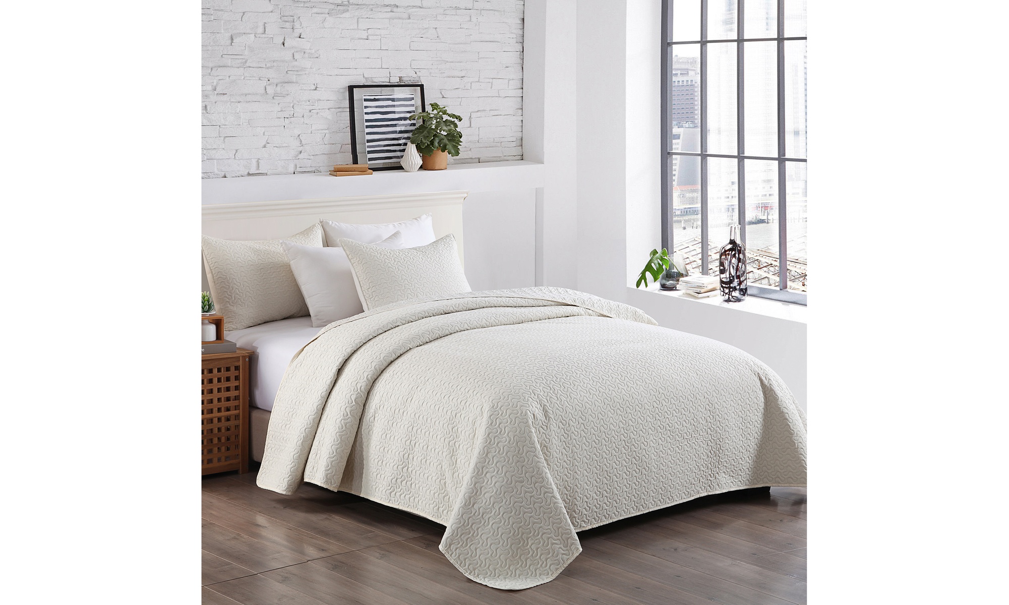Three-Piece Embossed Quilt Set -Multi Colors Size