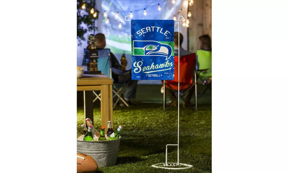 NFL Vintage Linen Garden Flags - Primary Image