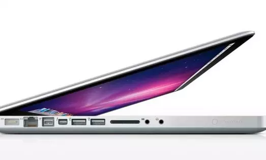 Apple MacBook Pro A1278 - Intel core i5 - 4GB RAM 750HDD - (scratch and dent) - Second Medium