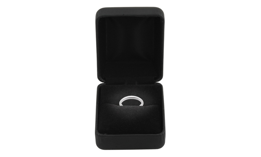 Image 6: Unisex 3 MM - 6 MM 14K Solid Gold Charming Milgrain Wedding Band By L'Artiste