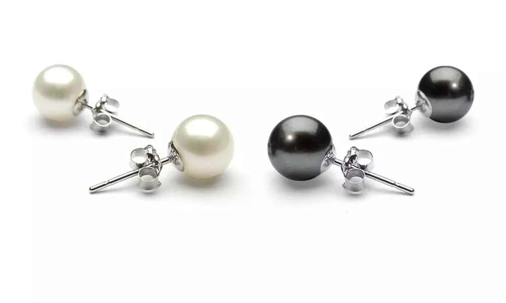 Set of 2 8mm Pearl Stud Earrings