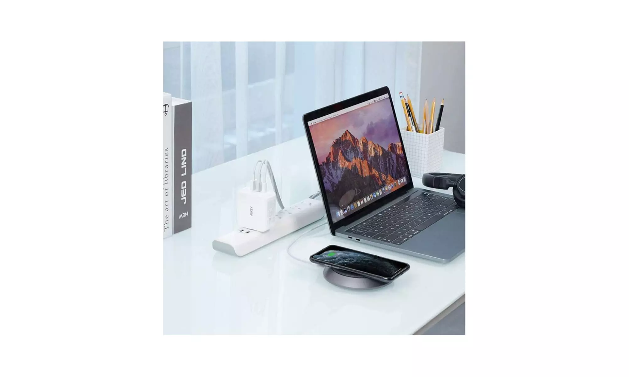 AUKEY PA-B6S Omnia Mix3 90W 3-Port PD Charger