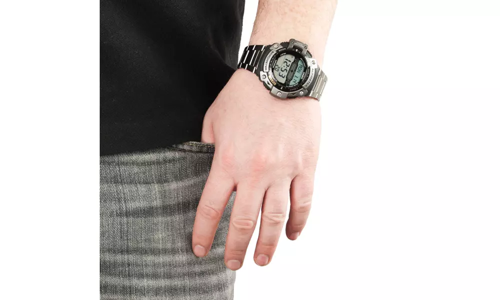 Casio Men's 'Twin Sensor' Altimeter Barometer Sport Watch - Second Medium
