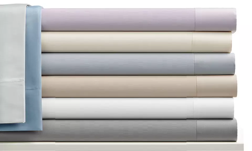 Luxurious 1500 Thread Count 100% Egyptian Cotton Solid Sheet Set  - Primary Image