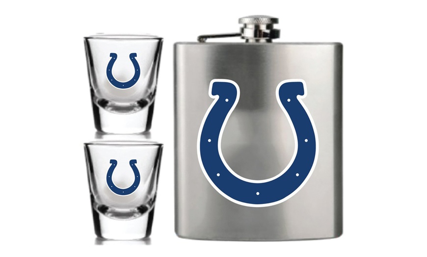 Up To 59% Off on NFL 3pc Flask & Shot Glass set | Groupon Goods