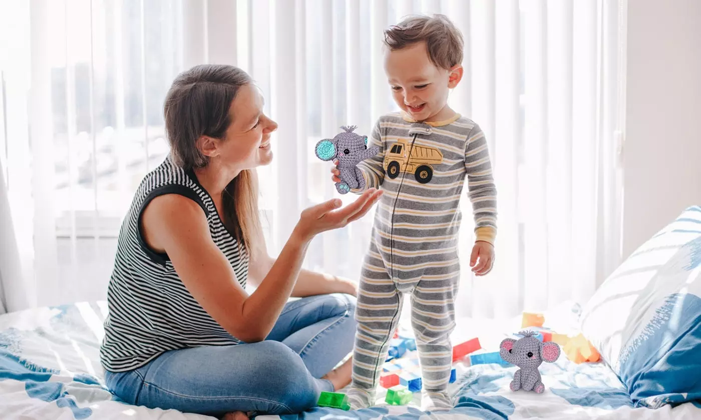 iMounTEK Crochet Kit for Beginners DIY Knitting Supplies (Multi-Options)